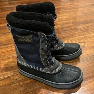 Mens Black and Gray Winter Boots